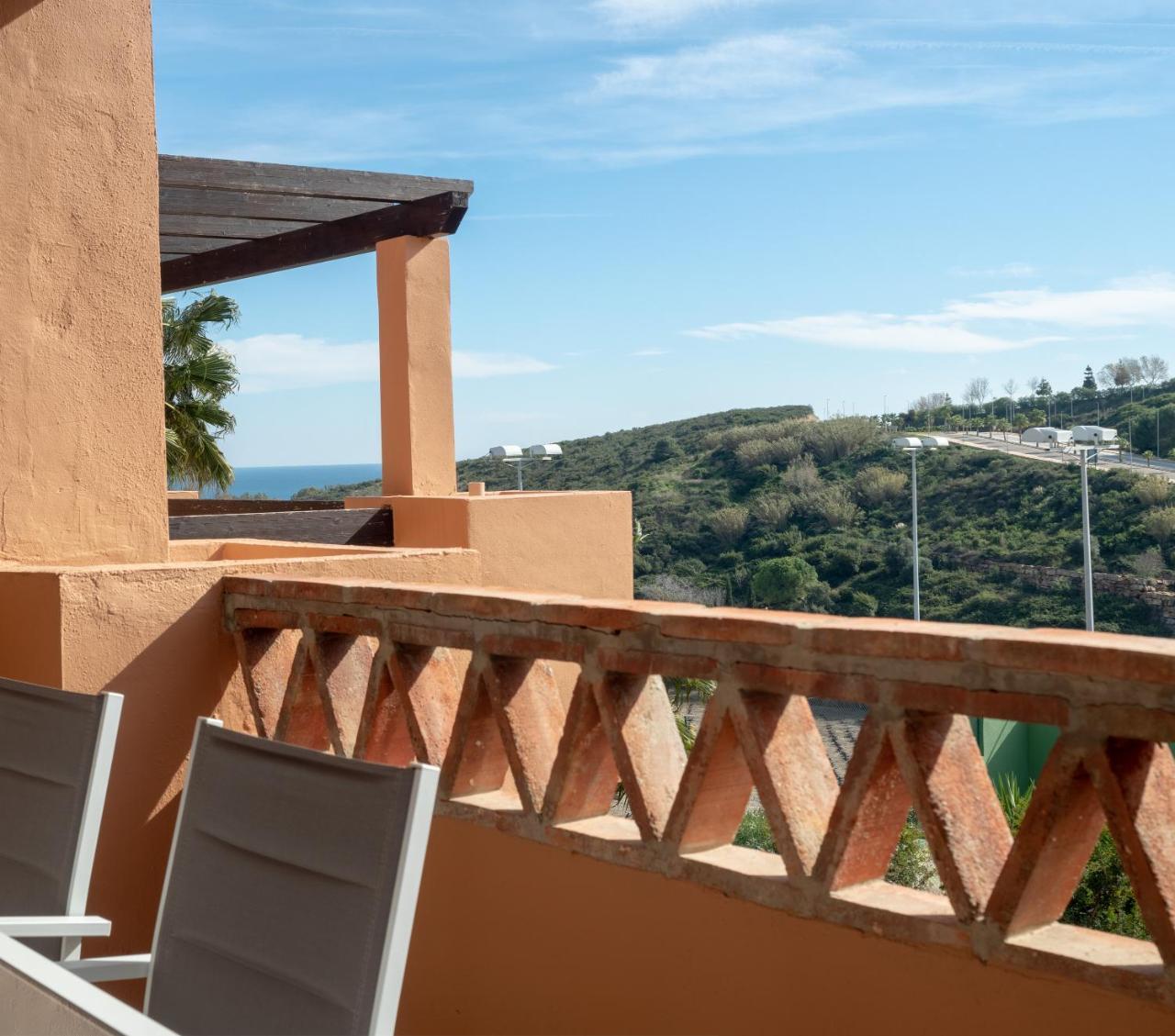 2225-Spacious 3 Bedrooms With Sea View Casares Esterno foto